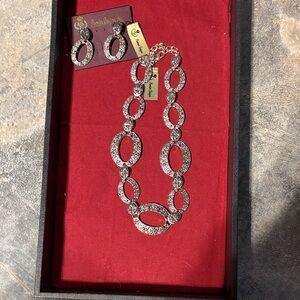 Elegant Silver tone Necklace and Earring Set by Premier Designs